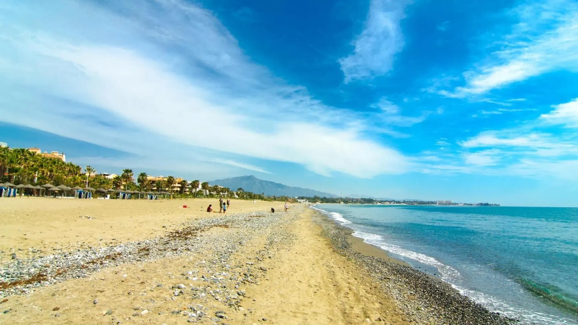 Brand New Apartment In Belaire, Pools, Garden Estepona
